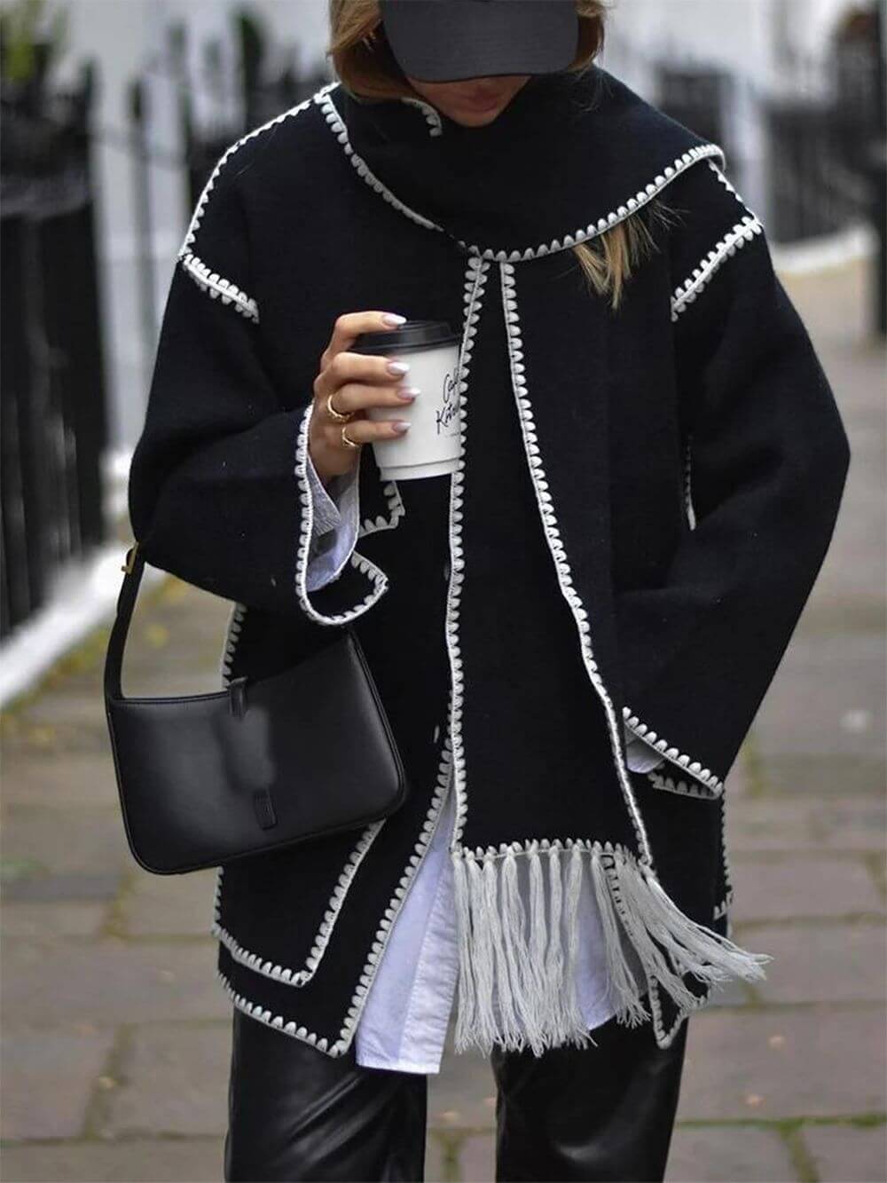 Veste drapée avec franges et écharpe - Élégance intemporelle et style contemporain