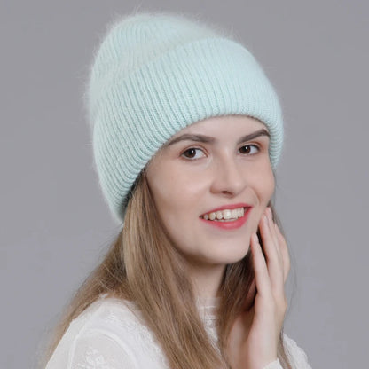 Bonnet d'Hiver Doux avec Cristaux - Bonnet Femme Tricoté Élégant - Collection Hiver Chic et Confortable