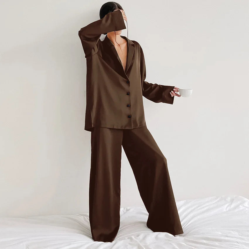 Ensemble Pyjama Femme Satin Oversize - Pyjama Chic Décolleté V - Manches Longues et Pantalon Large