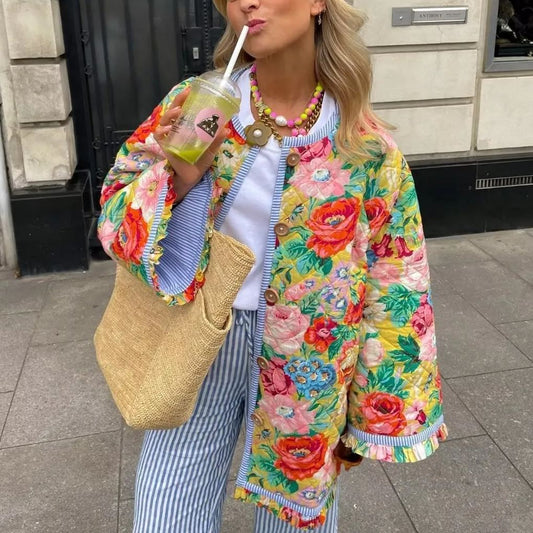 Veste Artistique en Polyester avec Imprimé Patchwork Floral en Roses - Élégance Boho au Quotidien