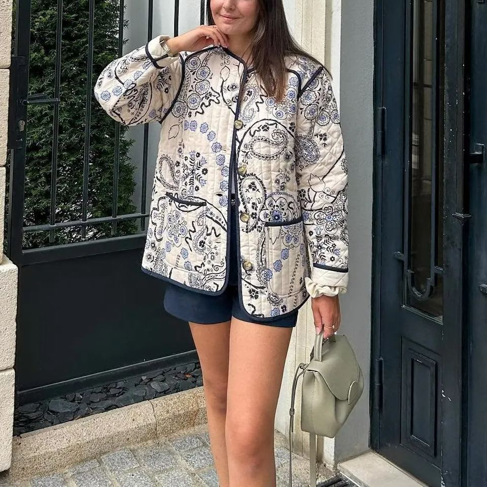 Veste Matelassée à Imprimé Floral Ethnique - Élégance et Confort